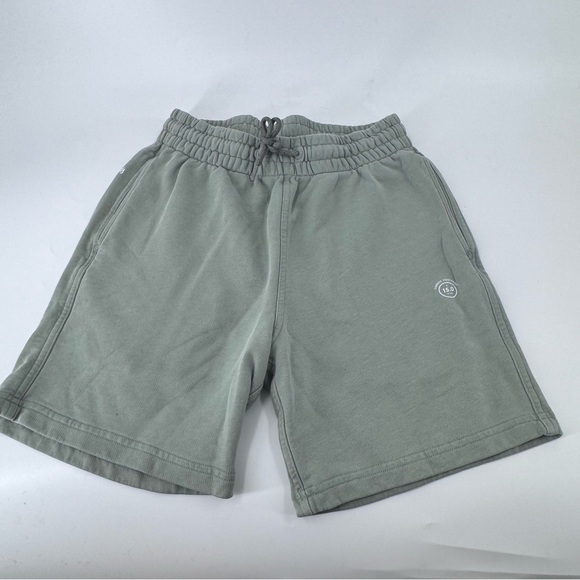 Allbirds Gray Athletic Shorts with Elastic Waistband - Picture 2 of 10